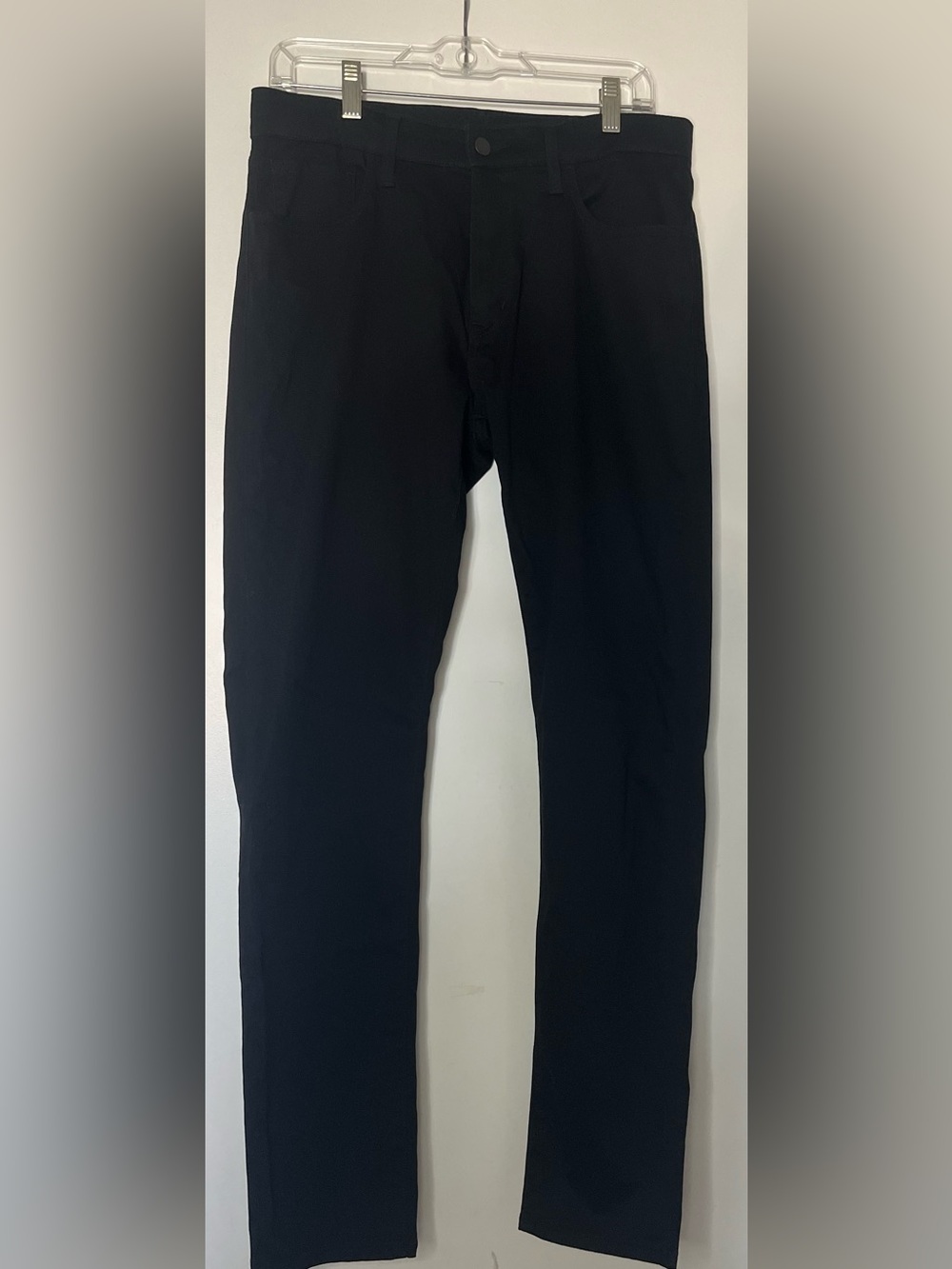 Uniqlo Men’s Skinny Black Trousers